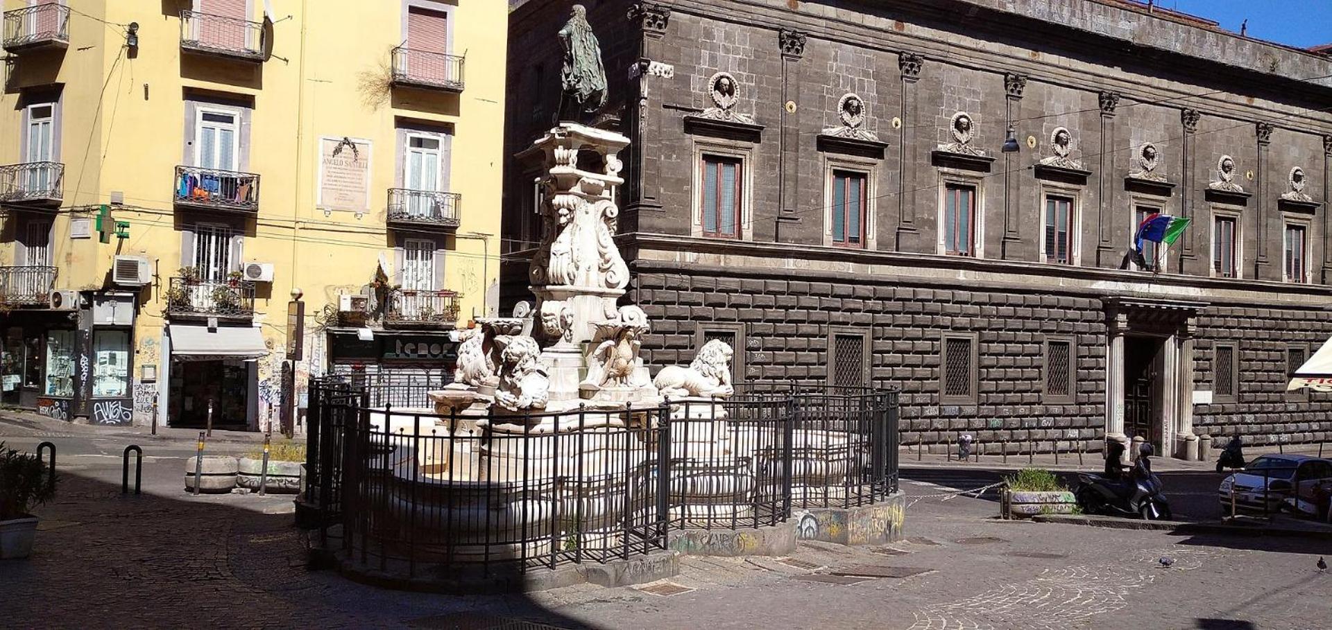 Hotel Casa Cesira Incentro Napoli Esterno foto