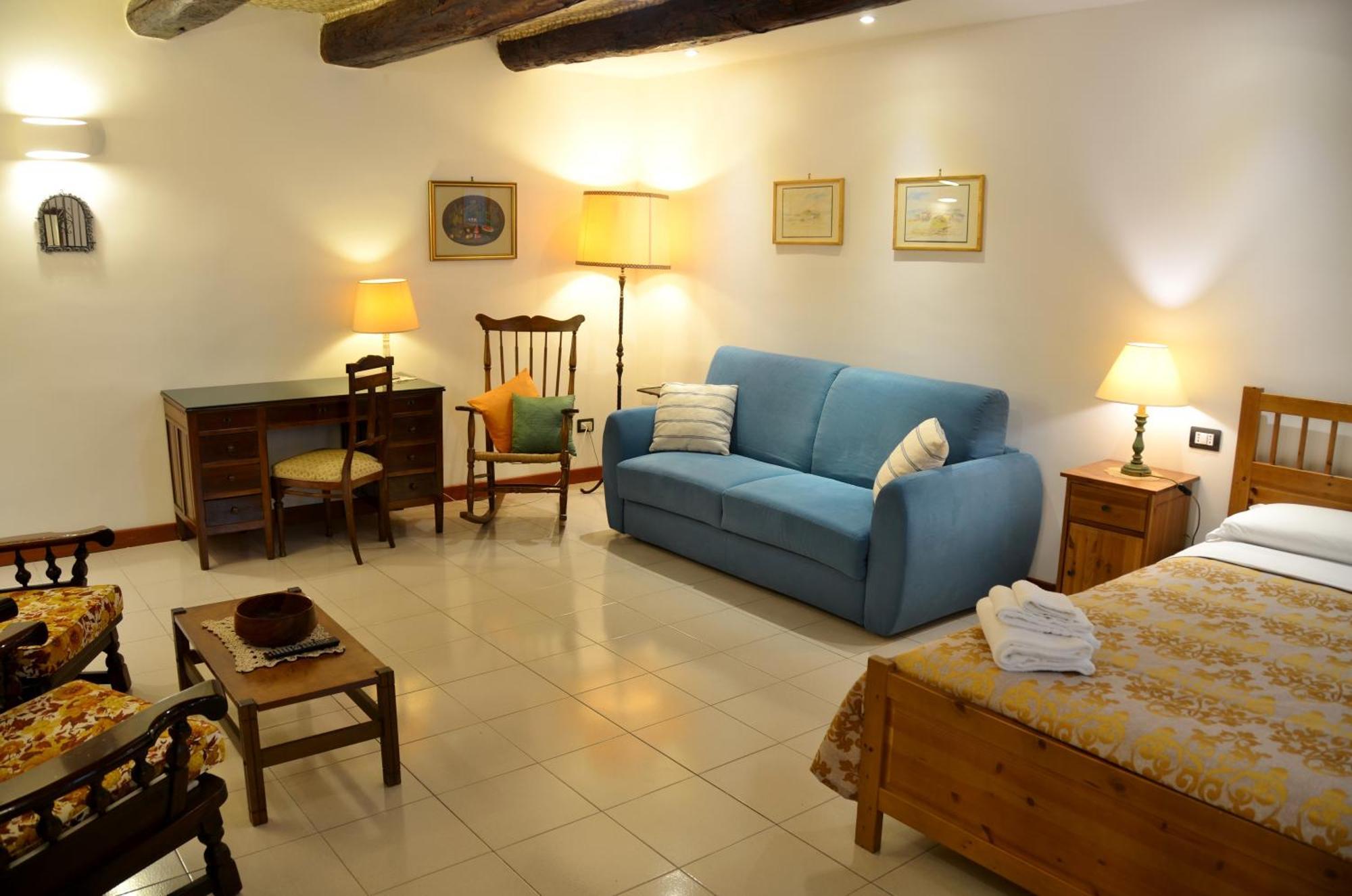 Hotel Casa Cesira Incentro Napoli Esterno foto