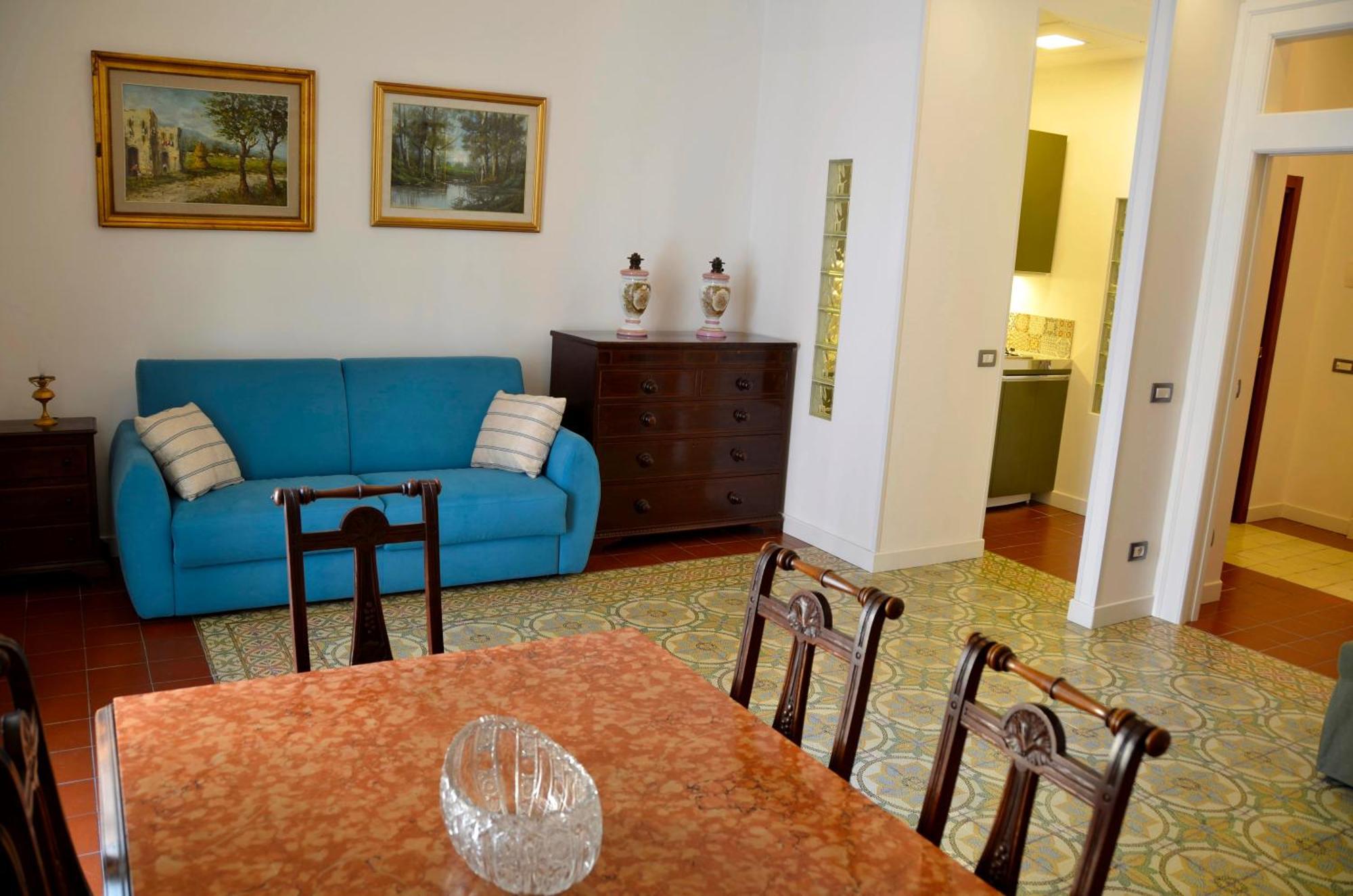 Hotel Casa Cesira Incentro Napoli Esterno foto