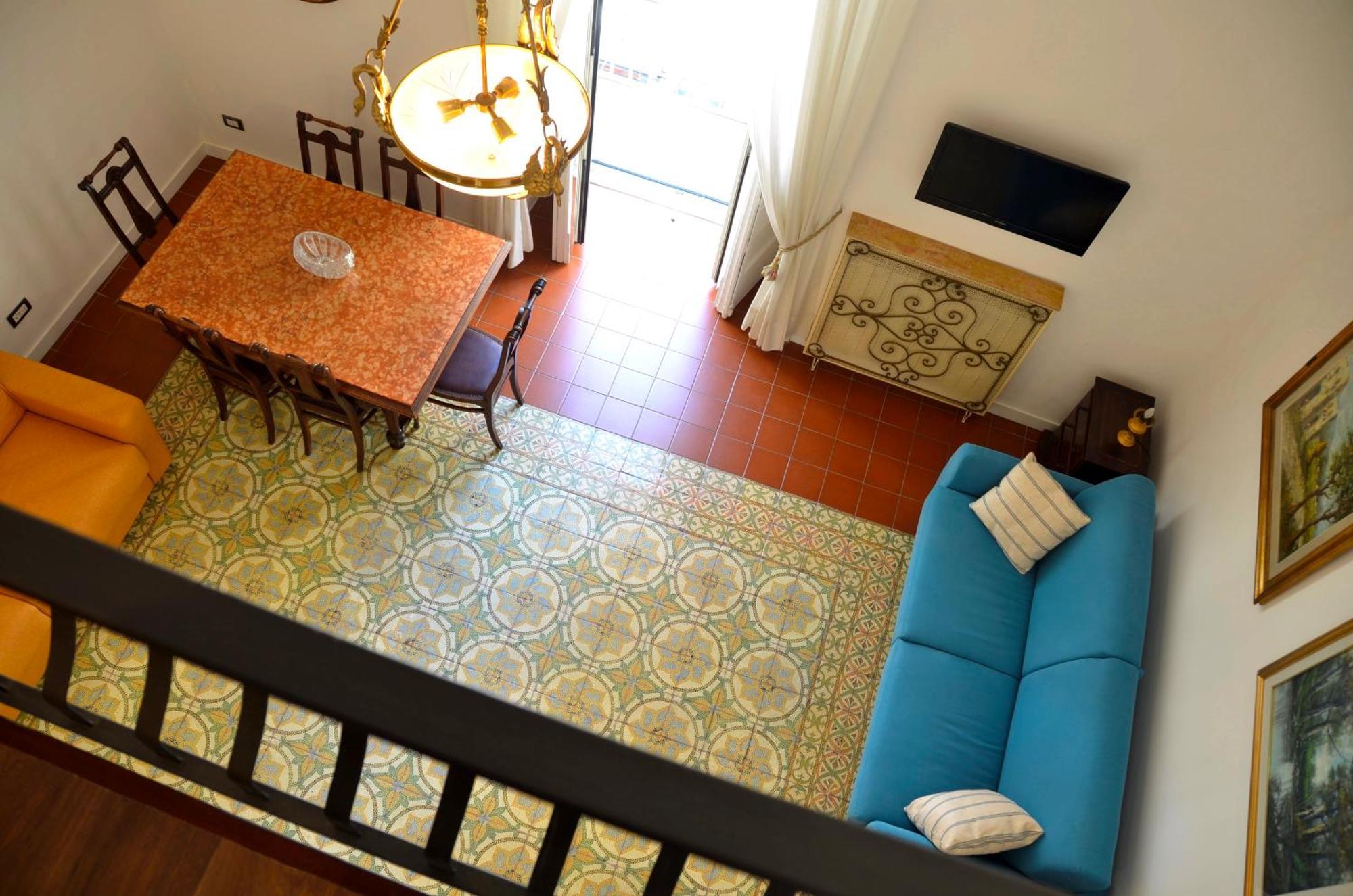 Hotel Casa Cesira Incentro Napoli Esterno foto