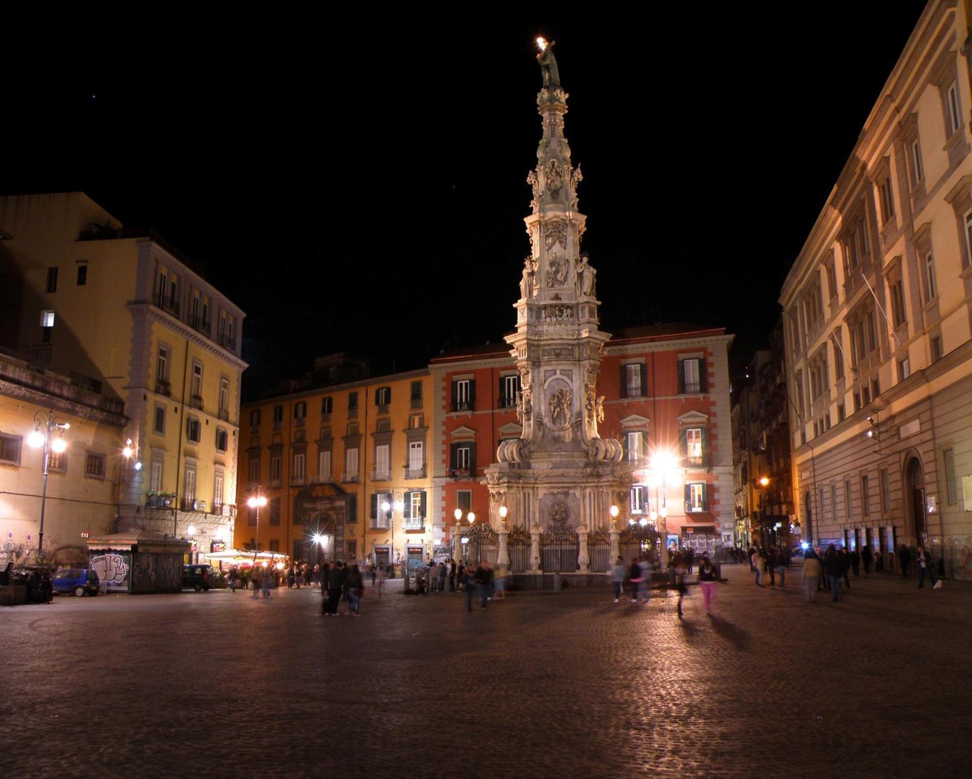 Hotel Casa Cesira Incentro Napoli Esterno foto
