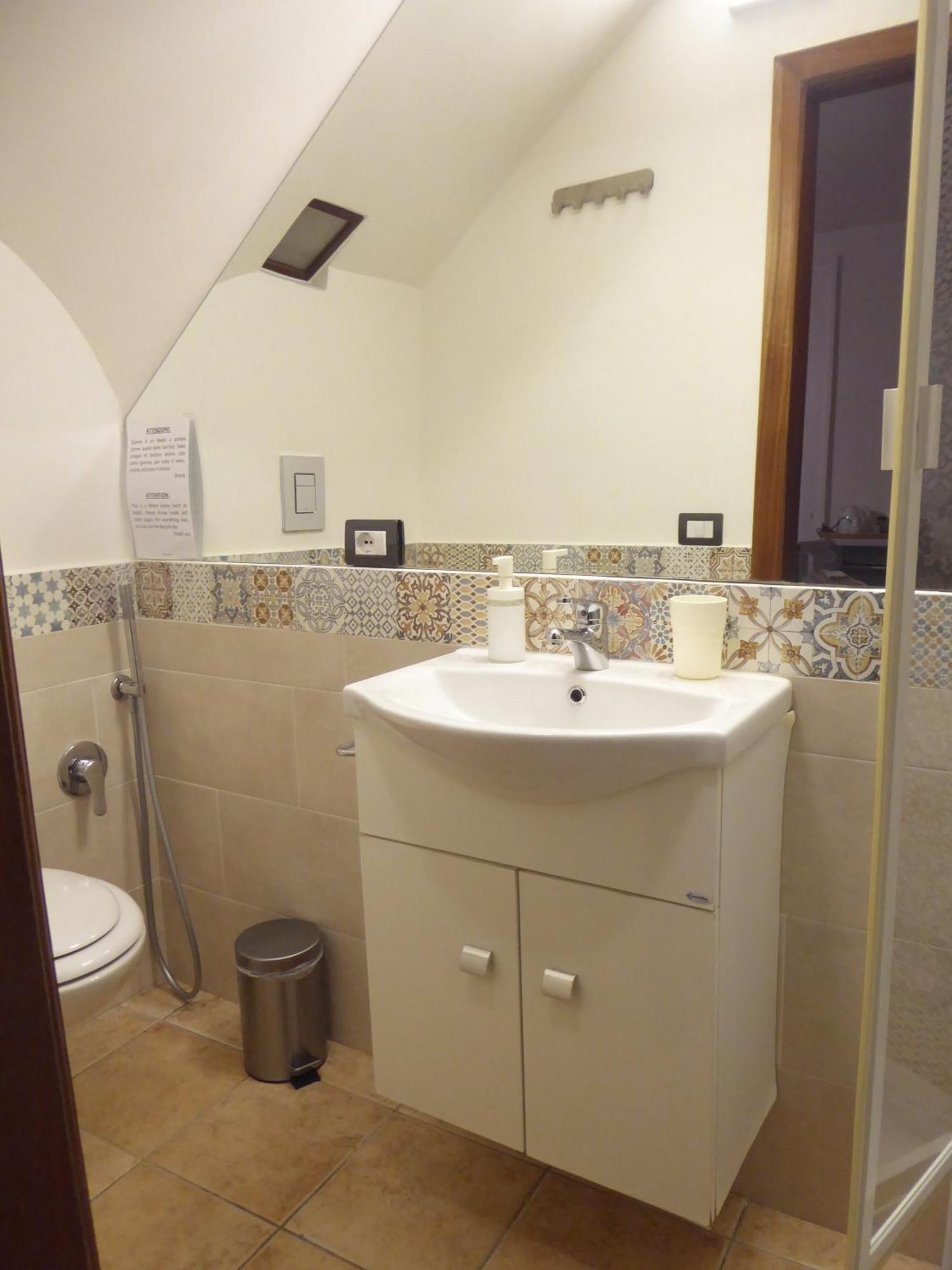 Hotel Casa Cesira Incentro Napoli Esterno foto