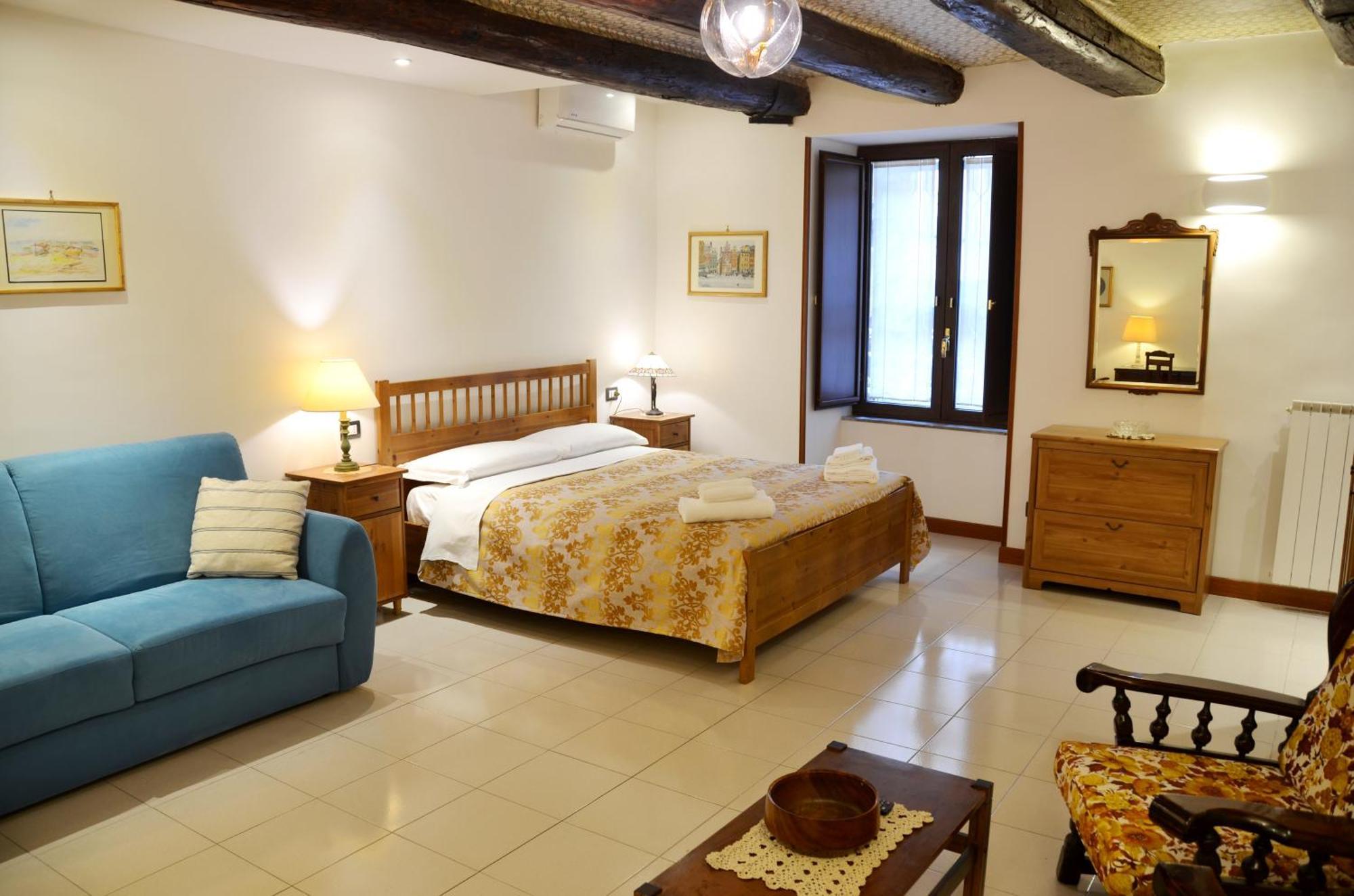 Hotel Casa Cesira Incentro Napoli Camera foto